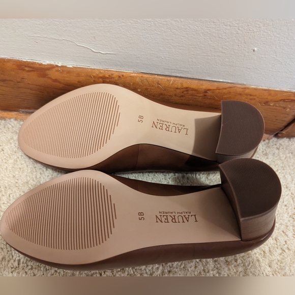 Lauren Ralph Lauren Size 5B Tan Leather Pumps - Picture 7 of 8